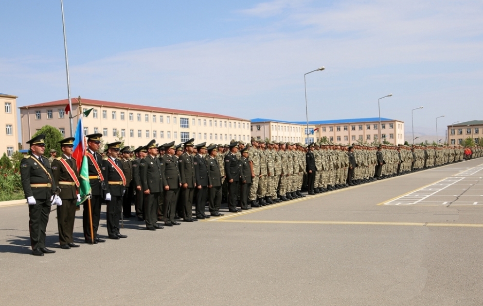 Naxçıvan Qarnizonu Qoşunlarında andiçmə mərasimləri keçirilib