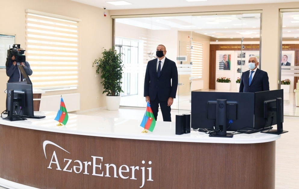 Präsident Ilham Aliyev weiht rekonstruiertes Umspannwerk “Abscheron“ ein