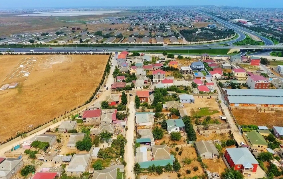 Xəzər rayonunda küçə və yolların təmiri işləri davam etdirilir