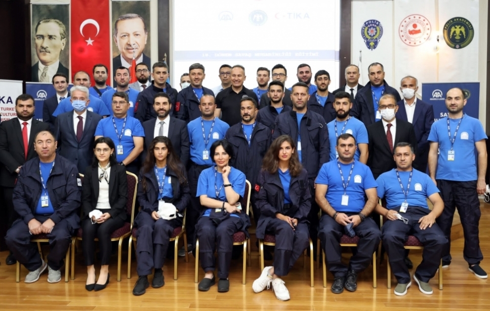 Ankarada keçirilən “Müharibə dövründə jurnalistika” mövzusunda təlimlərin birinci gününə yekun vurulub