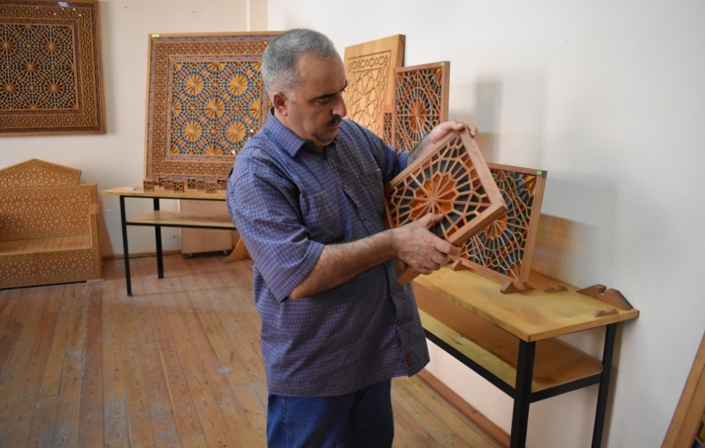Şəbəkə ustası Hüseyn Hacımustafazadə İstanbulda keçirilən beynəlxalq festivalda ölkəmizi təmsil edib