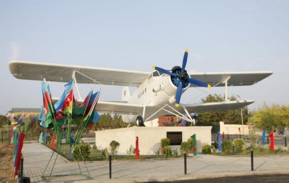 DSX-nin Aviasiya Qüvvələrində Vətən müharibəsi şəhidlərinin xatirəsinə ucaldılmış abidənin açılış mərasimi keçirilib