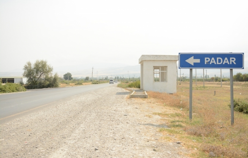 Şabranın Padar kəndinə çəkilən yola asfalt döşənib