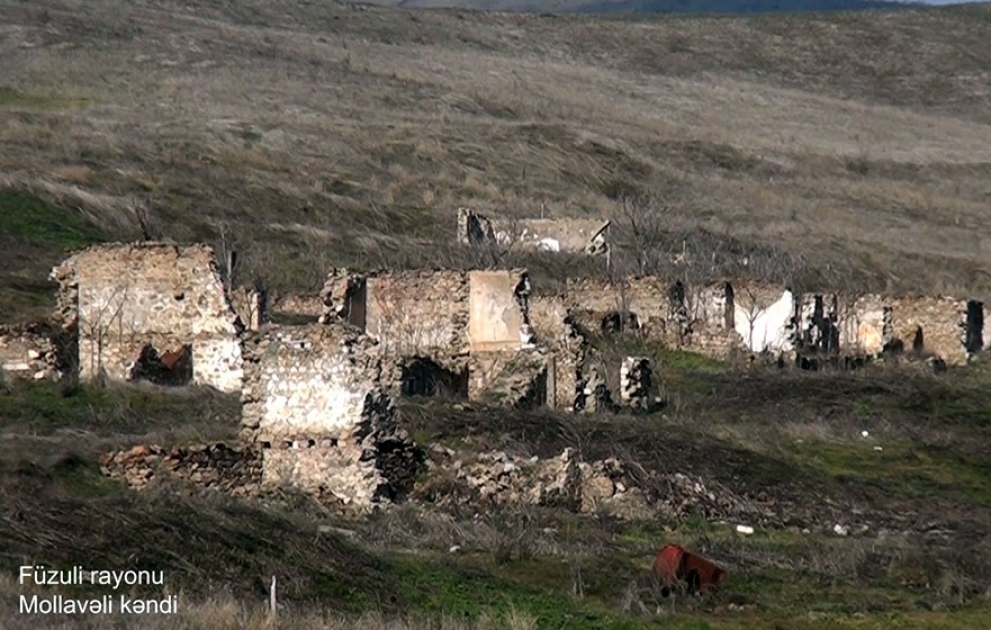 Une vidéo du village de Mollaveli de la région de Fuzouli a été diffusée