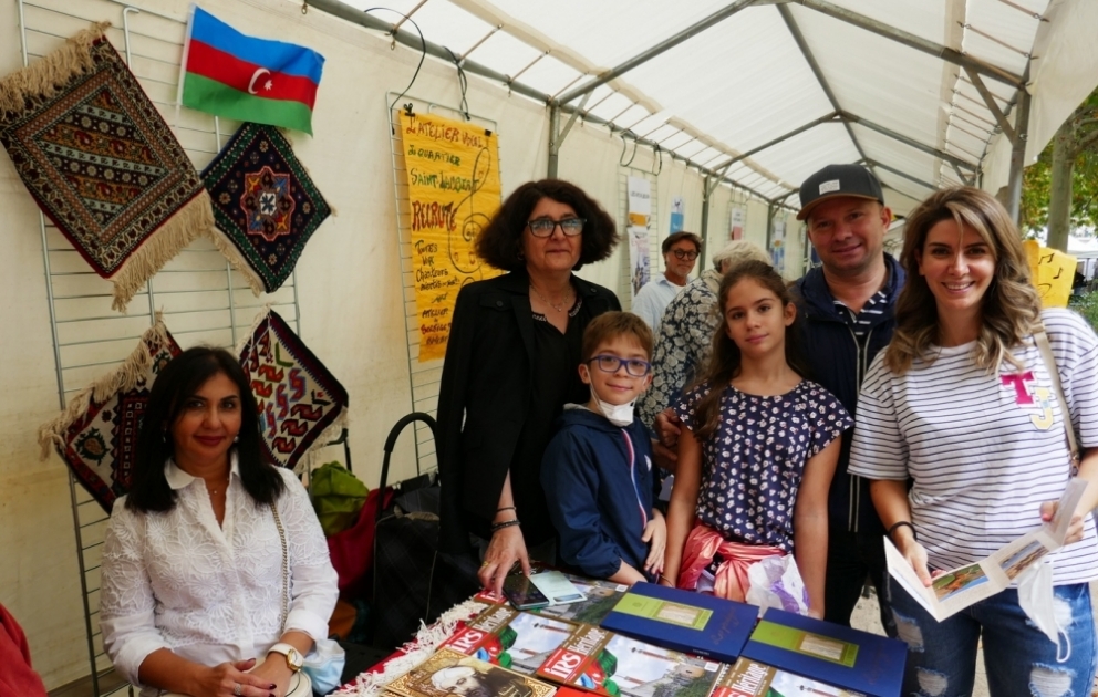 Azərbaycan Parisdə “Assosiasiyalar forumu”uda təmsil olunub