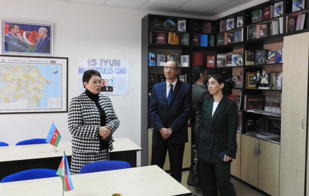 Kiyev Milli Linqvistik Universitetində Azərbaycan dilində təhsil alan tələbələrin sayının artırılması məsələsi müzakirə olunub