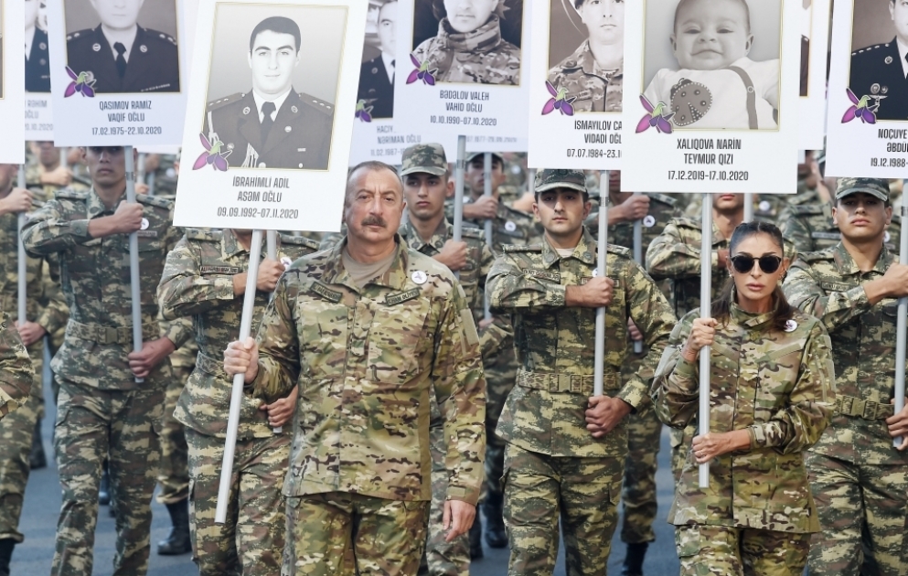 March to pay tribute to memory of Patriotic War martyrs was held in Baku 
Victorious Commander-in-Chief, President Ilham Aliyev and First Lady Mehriban Aliyeva joined the march