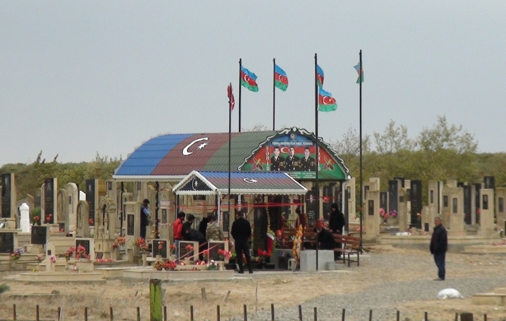 Düşmənin başına mərmilər yağdıran tank komandiri