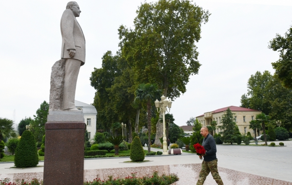 Le président Ilham Aliyev est en déplacement dans la région de Berdé