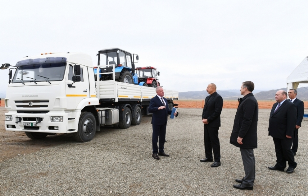 Präsident Ilham Aliyev zu Besuch in Jabrayil Region