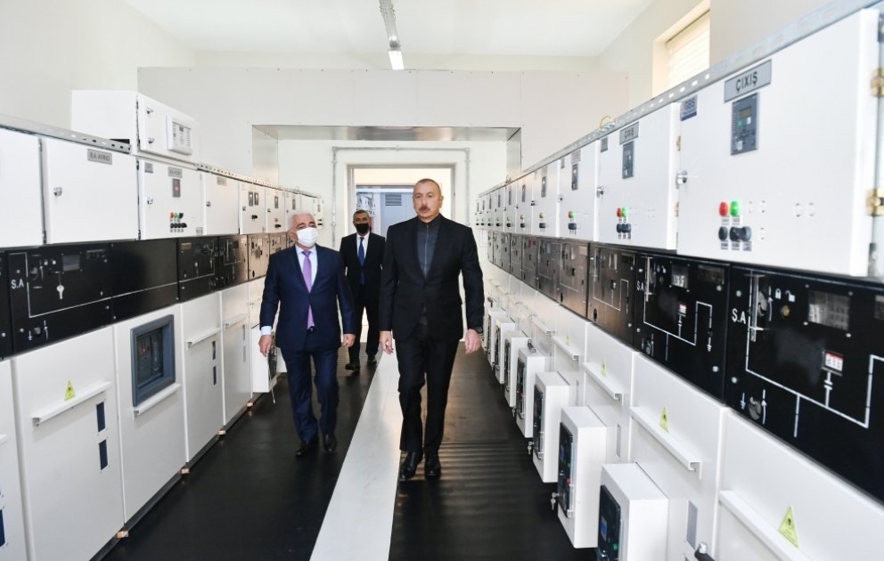 Präsident Ilham Aliyev weiht im Rayon Jabrayil ein