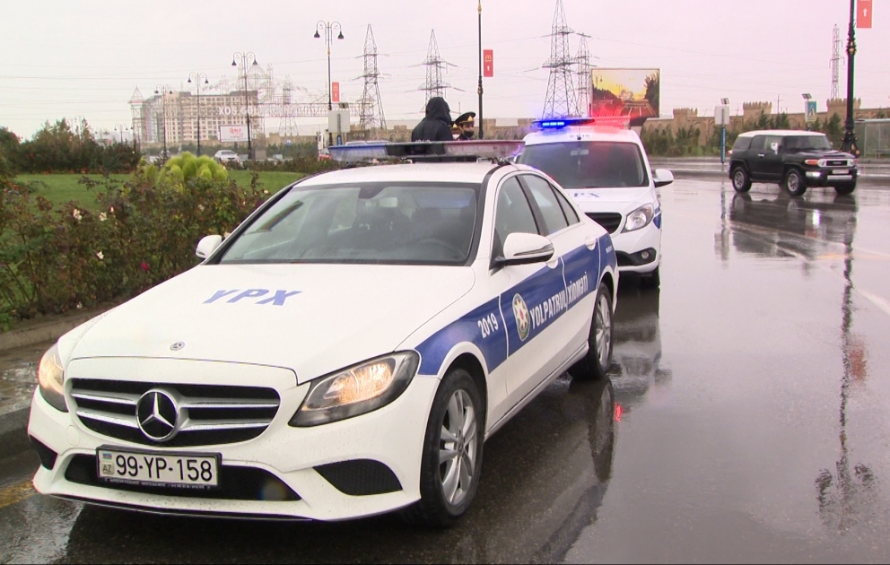 Peyvənd olunmadan taksi fəaliyyəti ilə məşğul olan sürücülərə qarşı profilaktik tədbir keçirilib
