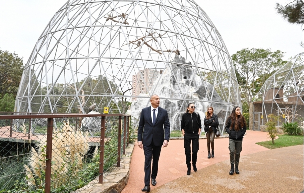 Bakı Zooloji Parkının yenidənqurmadan sonra açılışı olub
Prezident İlham Əliyev və birinci xanım Mehriban Əliyeva açılışda iştirak ediblər