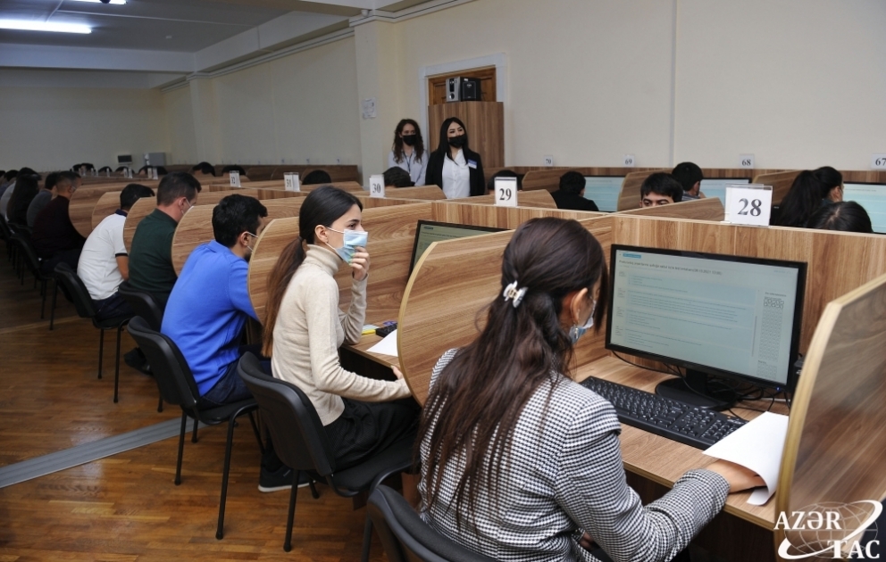 Prokurorluq orqanlarında işə qəbul olmaq istəyən namizədlər üçün test imtahanı keçirilib