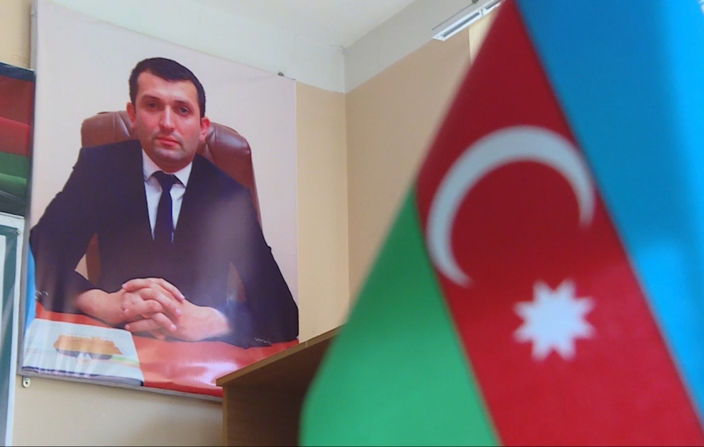 Düşmənə dərs keçən müəllim