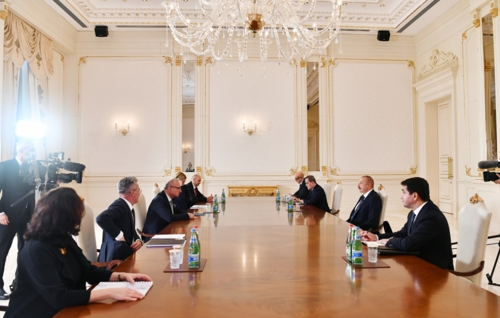 Präsident Ilham Aliyev empfängt kroatischen Minister