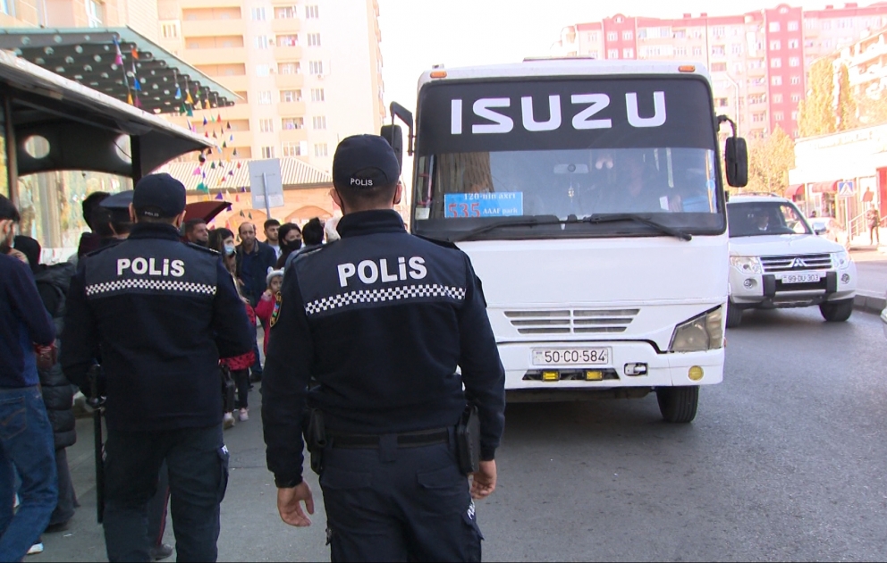 Abşeron rayonunda ictimai nəqliyyatda tibbi maskadan istifadə etməyən 30-a yaxın sürücü və sərnişin barəsində protokol tərtib edilib