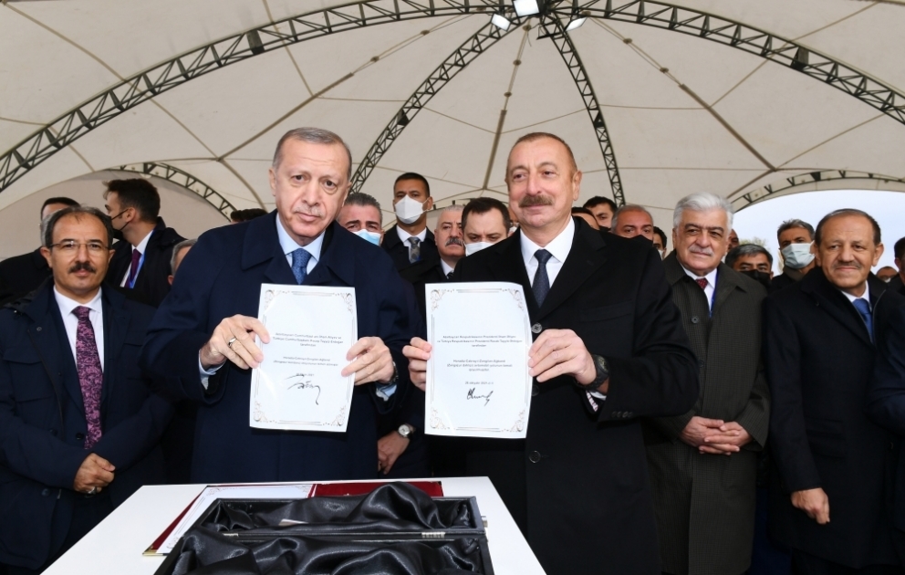 Les présidents azerbaïdjanais et turc posent la première pierre de l’autoroute Horadiz-Djabraïl-Zenguilan-Aghbend