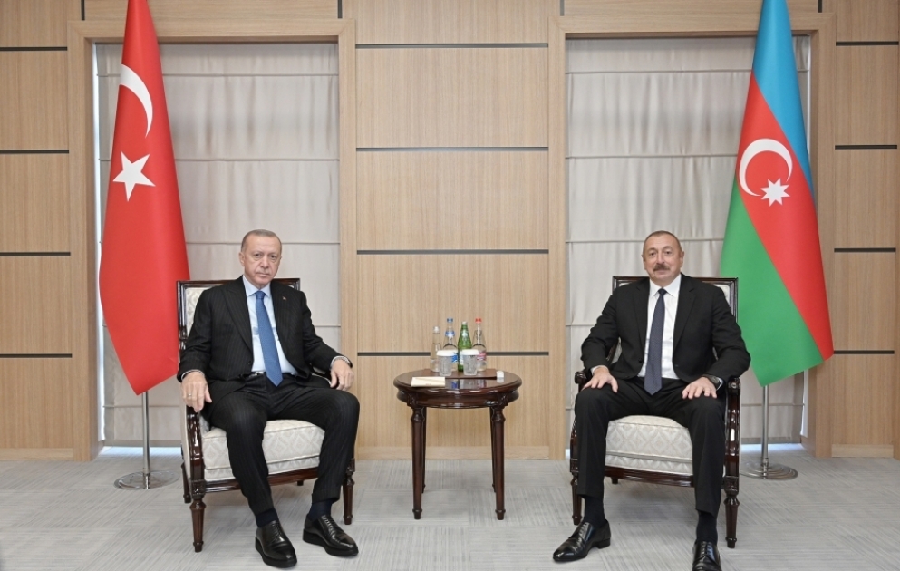 Azərbaycan və Türkiyə prezidentlərinin təkbətək görüşü