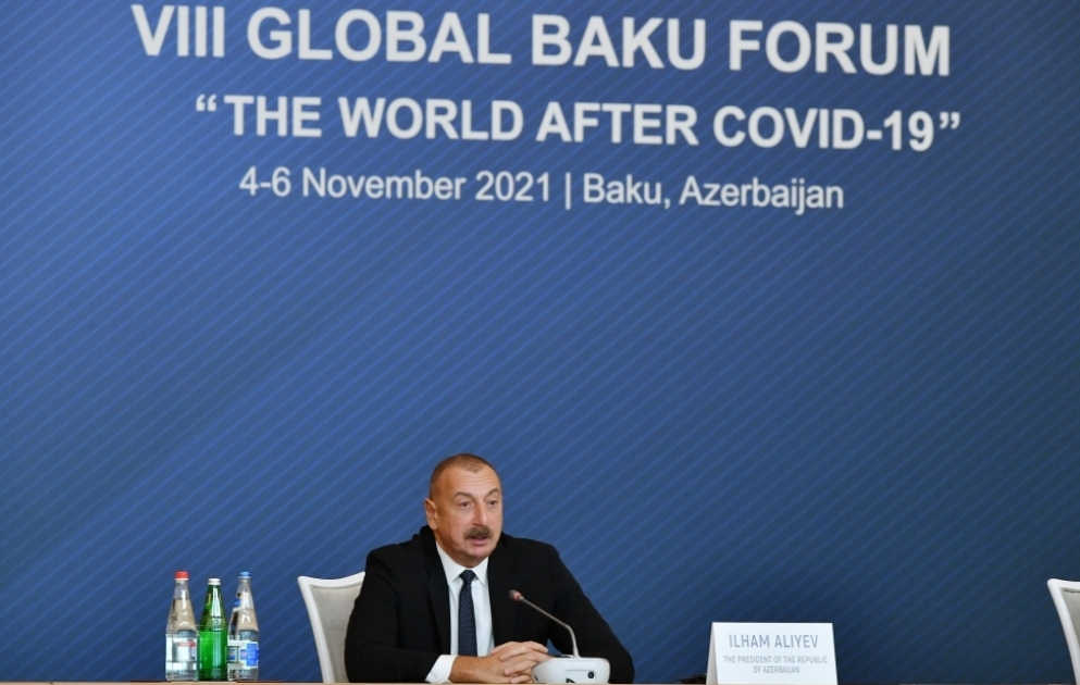 VIII Qlobal Bakı Forumu işə başlayıb
Azərbaycan Prezidenti İlham Əliyev Forumun açılış mərasimində çıxış edib