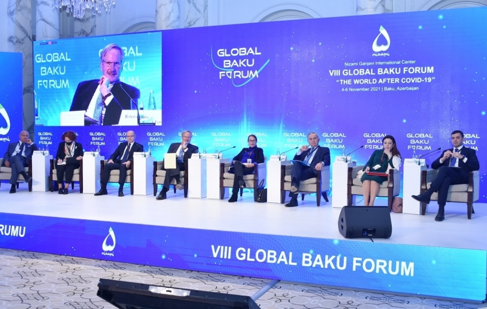 VIII Bakı Qlobal Forumu çərçivəsində qlobal iqlim dəyişiklikləri ilə mübarizəyə dair müzakirələr aparılıb