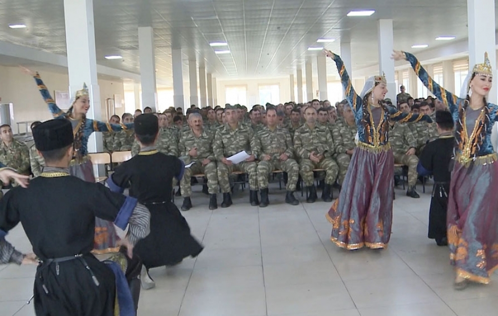 Hərbi hissədə hərbi təlim toplanışı başa çatıb