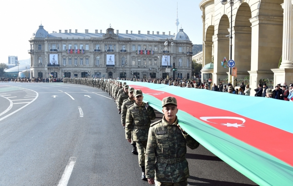 Bakıda Zəfər yürüşü keçirilib