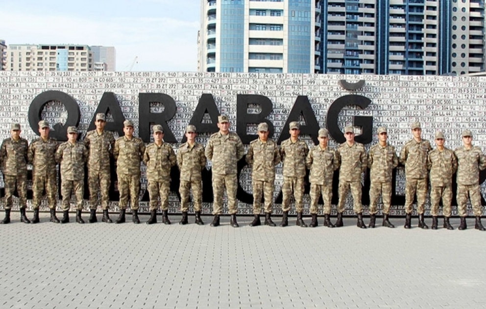 Zəfər Günü münasibətilə Azərbaycan Ordusunda silsilə tədbirlər keçirilib