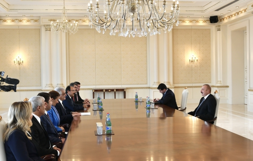 President Ilham Aliyev received delegation led by head of Turkey-Azerbaijan interparliamentary friendship group