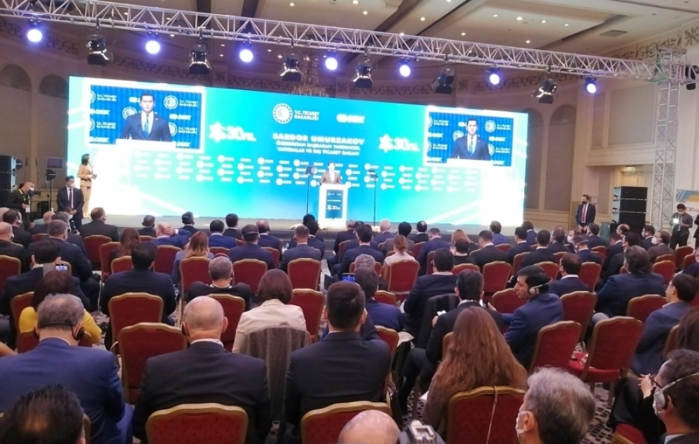 İstanbulda “Türkiyə-Türk Dövlətləri: İqtisadiyyat və Ticarət Konfransı” başlayıb