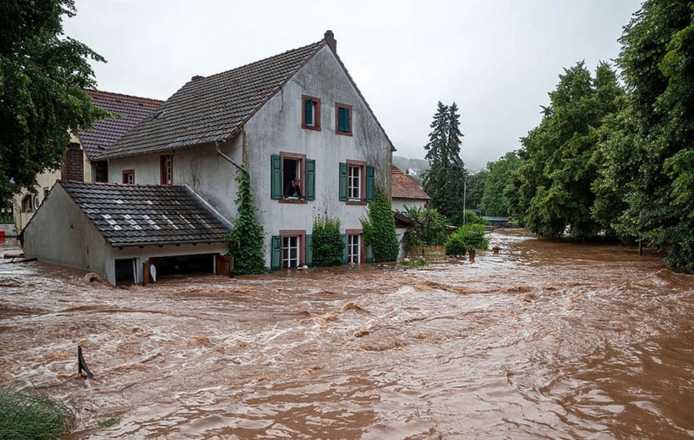 Southern Canadian city forced to evacuate due to flooding