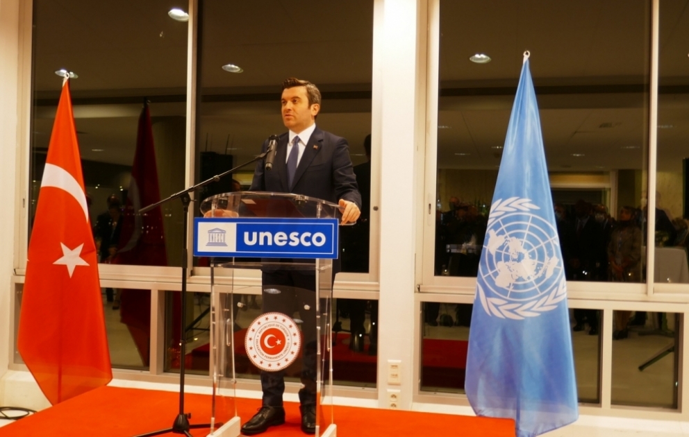 UNESCO: Türkiyənin “Cənnət bağı” adlı klassik naxışlı İznik keramika divarının açılış mərasimi olub