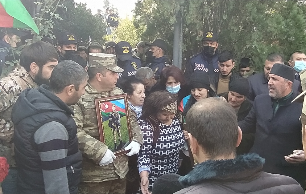 Şəhid əsgər Murad Xəlilov dəfn olunub
