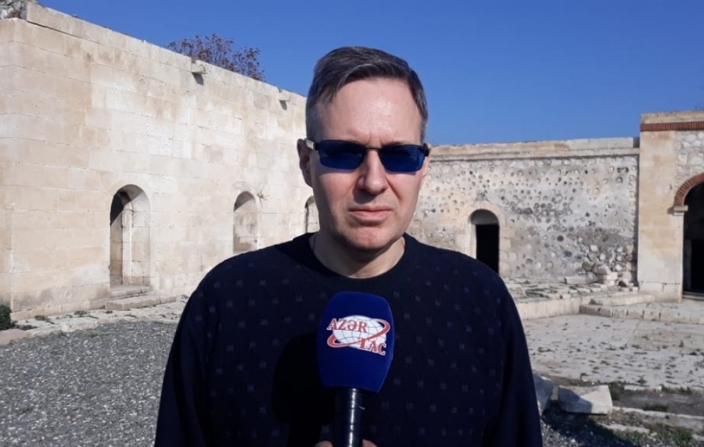 Rusiyalı hərbi icmalçı: Ağdam şəhərindəki dağıntını törədənlər insan ola bilməzlər