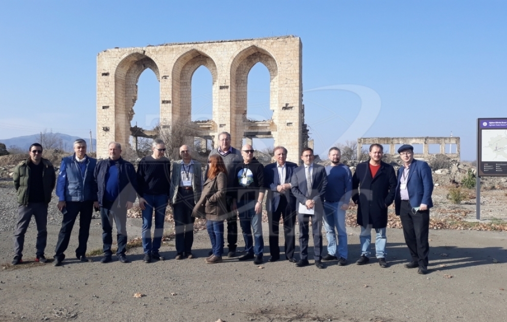 Rusiyalı ekspertlər Ağdamda erməni vandalizminin şahidi olublar