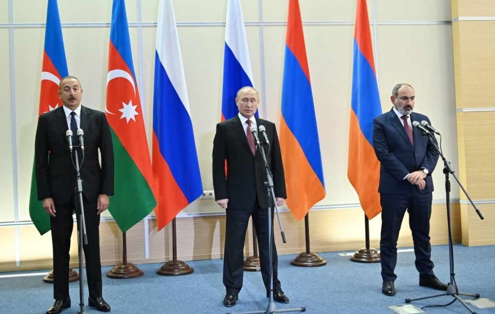 Sotschi: Präsidenten von Aserbaidschan, Russland und Armeniens Premierminister treten mit Presseerklärung auf