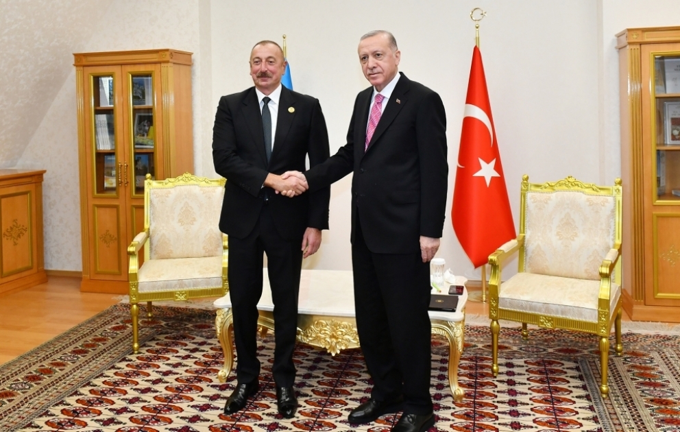 Entretien des présidents azerbaïdjanais et turc à Achgabat