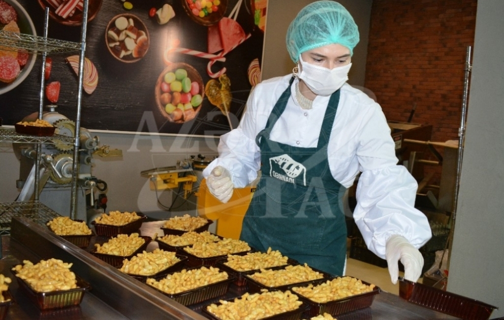 Tatar mətbəxinin incisi sayılan çak-çak şirniyyatı necə hazırlanır?