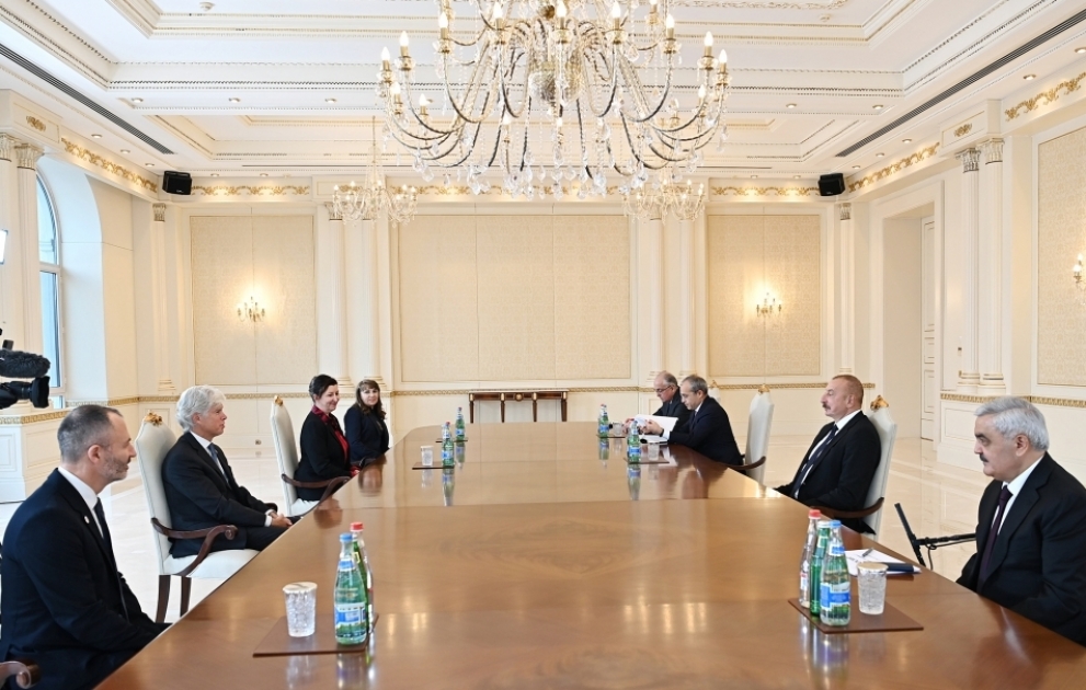 Präsident Ilham Aliyev empfängt den Präsidenten für Exploitation und Produktion von TOTAL Energies