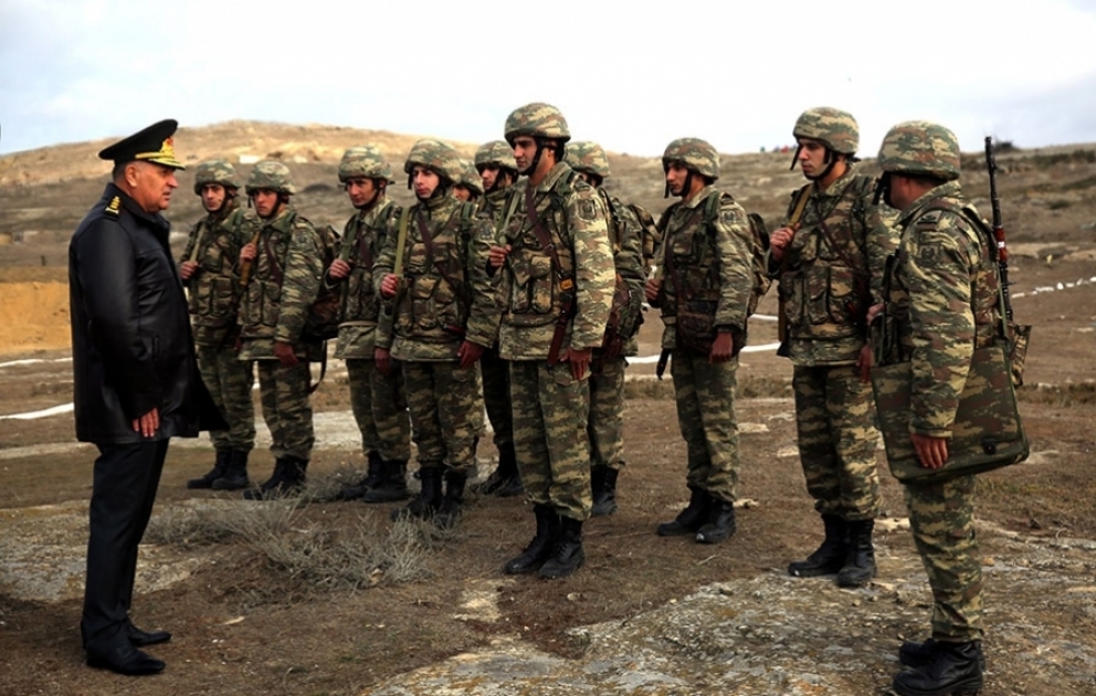 Azərbaycan Ordusunun Baş Qərargah rəisi Ali Hərbi Məktəbin şəxsi heyəti ilə görüşüb