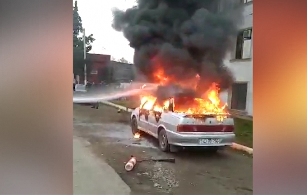 FHN: Ötən sutka 15 yanğına çıxış olub, 3 nəfər xilas edilib