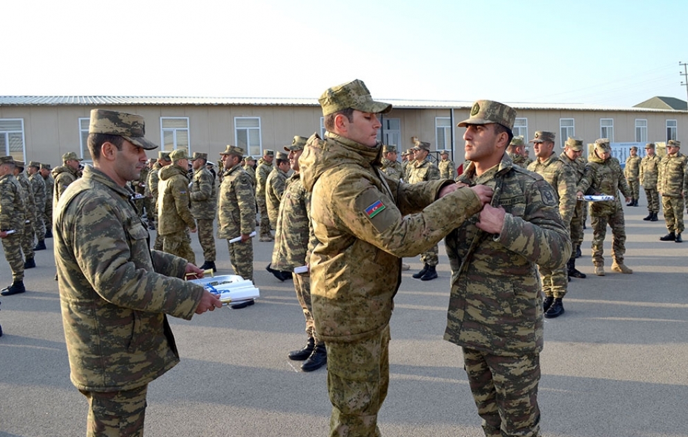 “Dəniz təməl komando kursu”nun buraxılış mərasimi olub