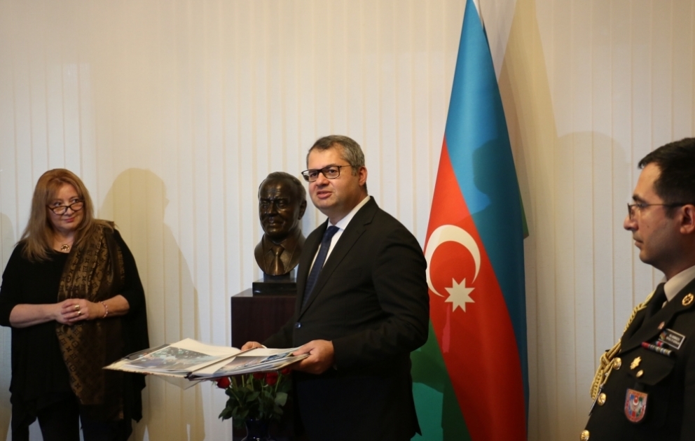 La mémoire du leader national Heydar Aliyev commémorée à Washington