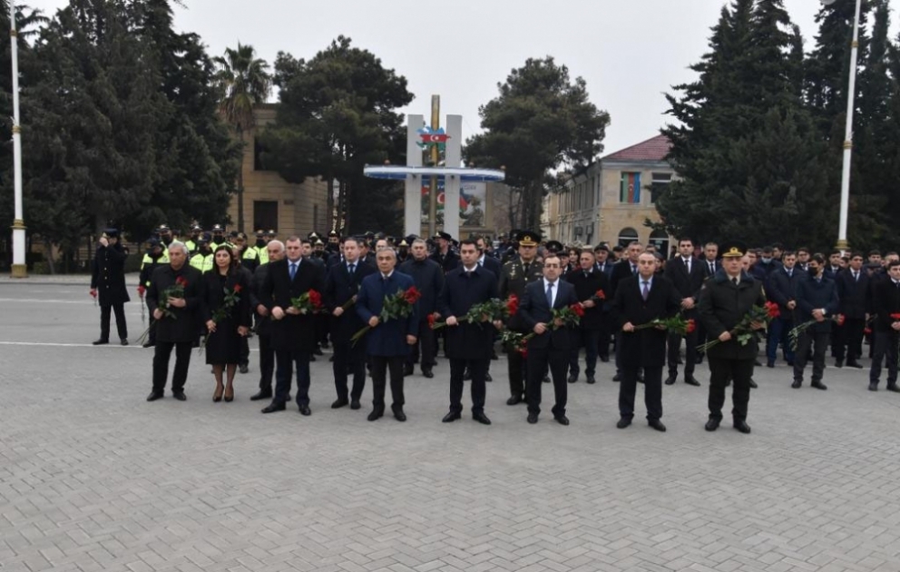 Ulu öndər Heydər Əliyevin xatirəsi Yevlaxda dərin hörmət və ehtiramla anılıb