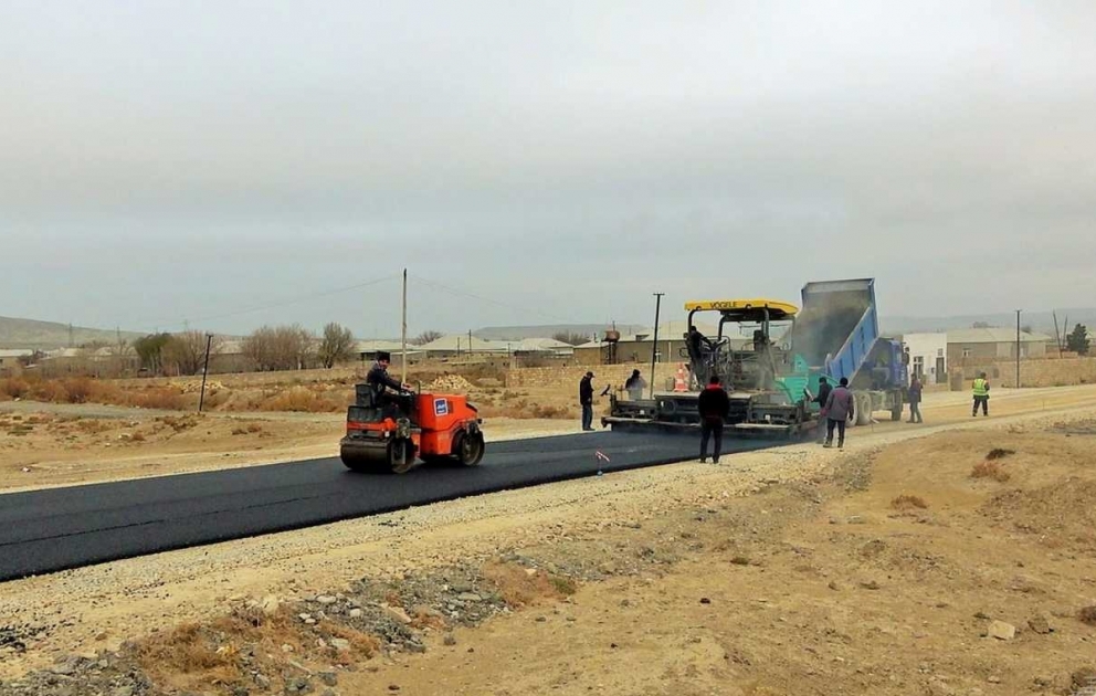 Abşeron rayonunun Pirəkəşkül avtomobil yolunun tikintisi davam edir