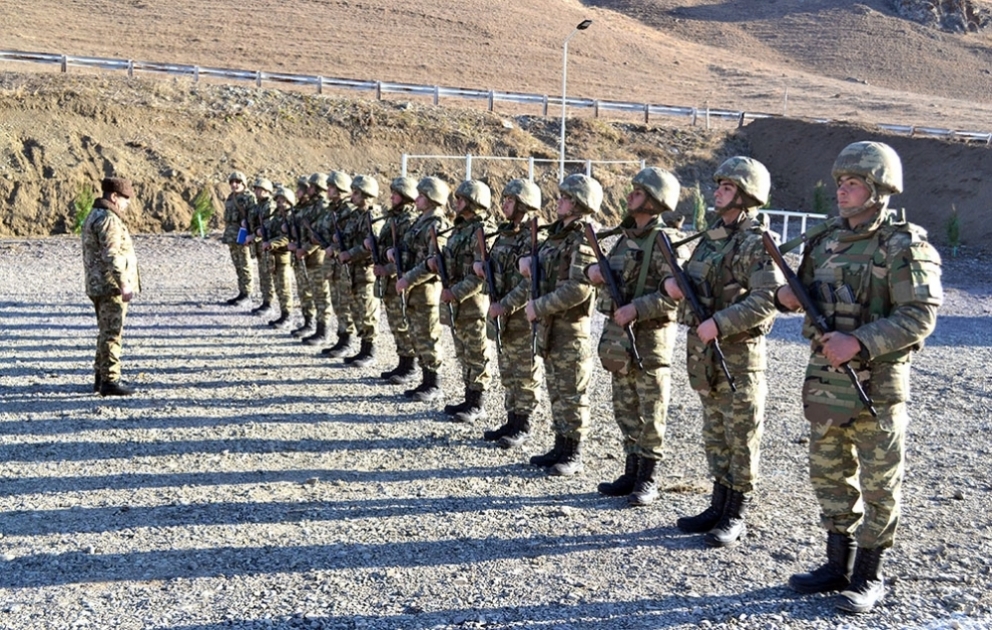 Kəlbəcər və Laçın rayonlarında hərbi obyektlər istifadəyə verilib