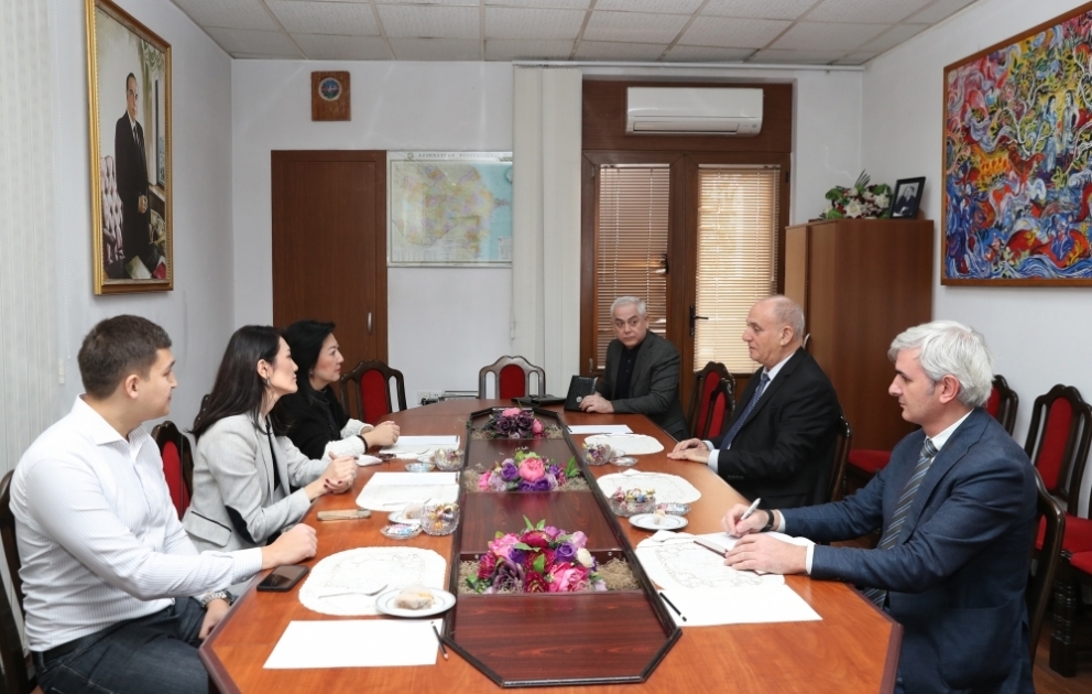 AZERTAC, Kazinform discuss opportunities for expanding cooperation