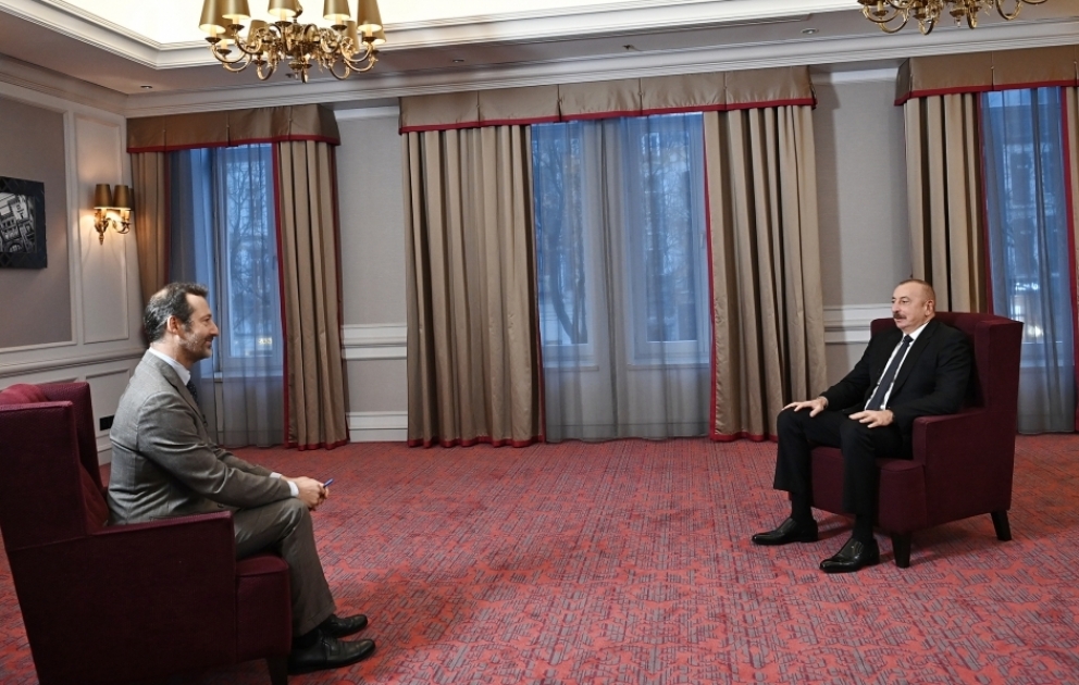 Президент Ильхам Алиев в Брюсселе дал интервью итальянской газете İl Sole 24 Ore
