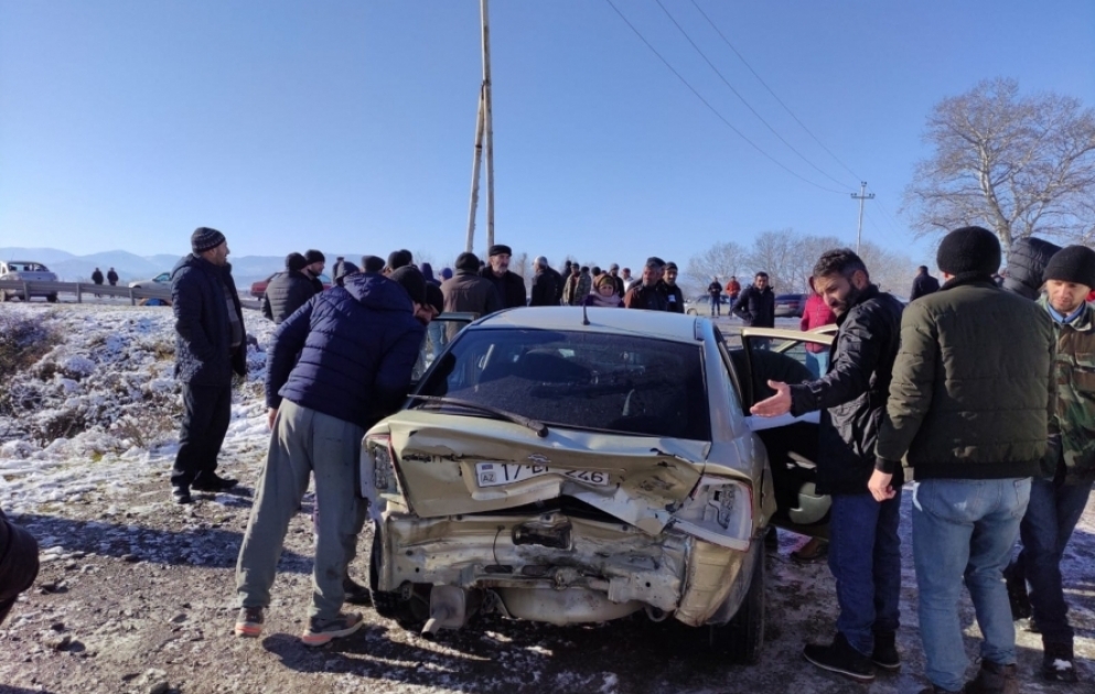 Xaçmazda zəncirvari qəza baş verib, ölən və yaralananlar var