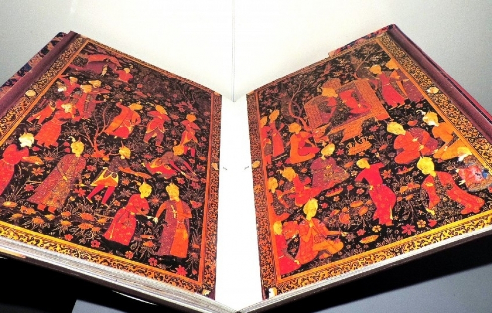 Nizami Gəncəvinin “Xəmsə”si və tarix
